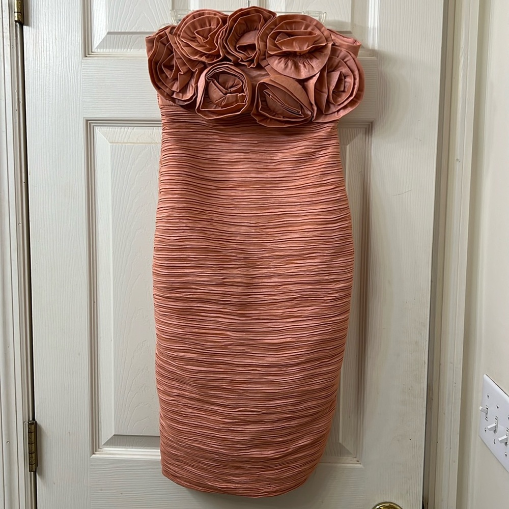 Romeo & Juliet Couture peach dress